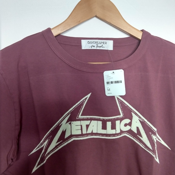 DAYDREAMER Metallica Young Metal Rebel Crop Tee - Picture 5 of 7